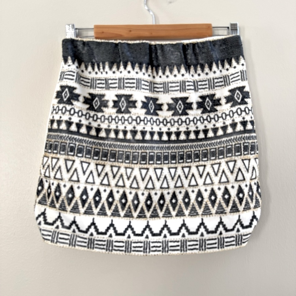 Izacu Flocc Beaded Sequin White Gray Gold Stretch Mini Skirt Small